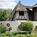 Sure By Western Saint-quentin Ouest Le Pot D Etain Hotel Holnon