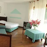 Sure By Western Saint-quentin Ouest Le Pot D Etain Hotel Holnon