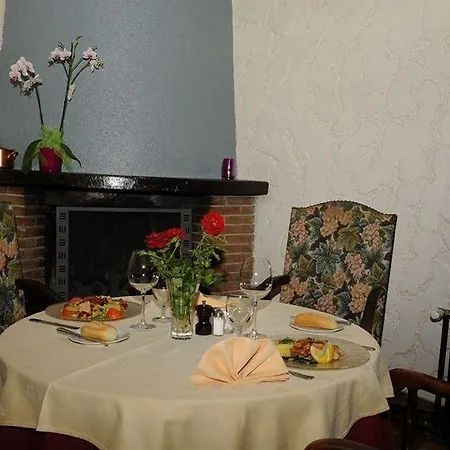 Sure By Western Saint-quentin Ouest Le Pot D Etain 호텔