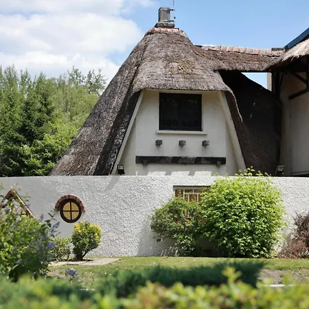 Sure By Western Saint-quentin Ouest Le Pot D Etain 호텔 올농
