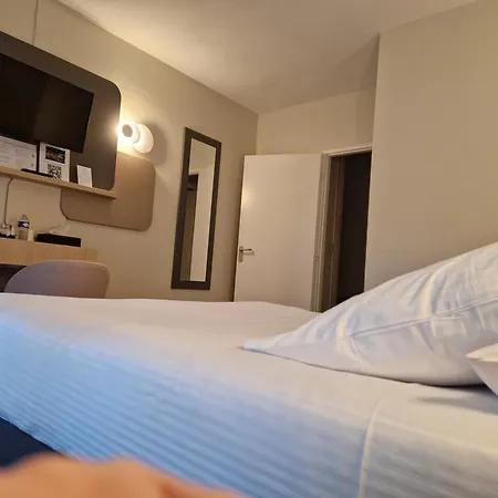Hotel Sure By Western Saint-quentin Ouest 3*