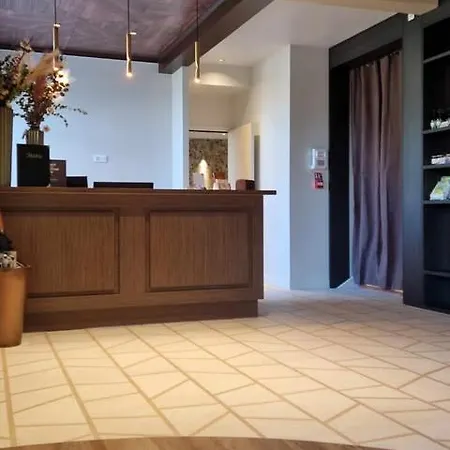 Sure By Western Saint-quentin Ouest Hotel Holnon