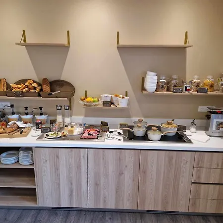 Cit'hotel Le Pot D'etain 3* Holnon