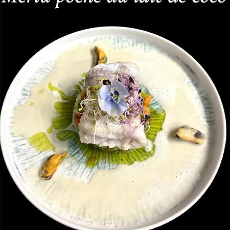 Sure By Western Saint-quentin Ouest Le Pot D Etain ホテル Holnon
