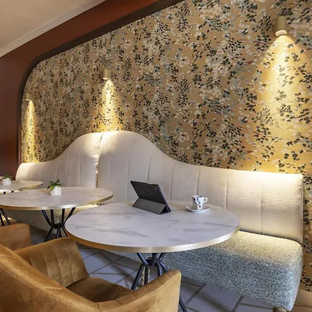 Cit'hotel Le Pot D'etain Hotel 3*