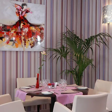 Sure By Western Saint-quentin Ouest Le Pot D Etain 3* Holnon
