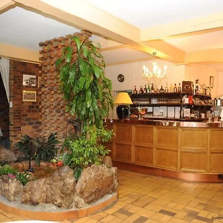 Sure By Western Saint-quentin Ouest Le Pot D Etain 호텔