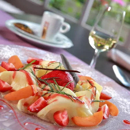 Sure By Western Saint-quentin Ouest Le Pot D Etain Hotel 3*