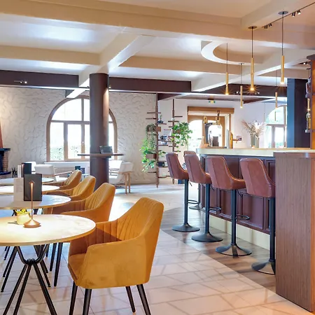 Hotel Sure By Western Saint-quentin Ouest Le Pot D Etain Holnon