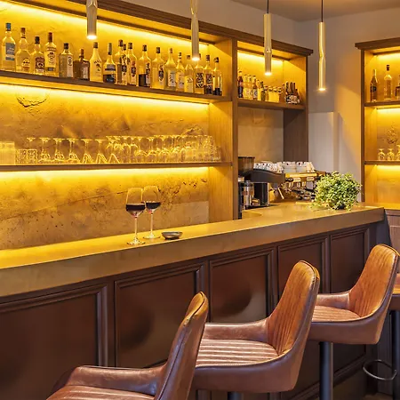 Hotel Sure By Western Saint-quentin Ouest Le Pot D Etain Holnon