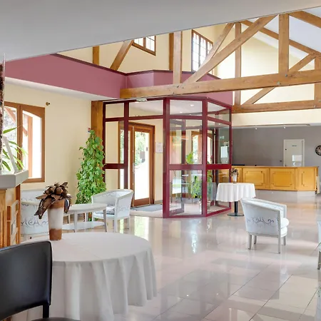 Hotel Sure By Western Saint-quentin Ouest Le Pot D Etain