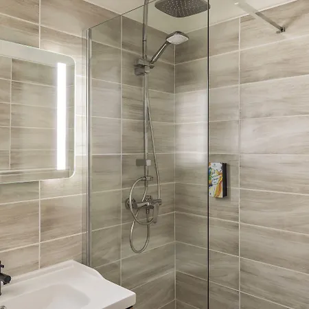 Hotel Sure By Western Saint-quentin Ouest Le Pot D Etain 3*