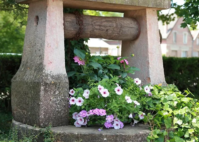 Sure By Western Saint-quentin Ouest Le Pot D Etain Отель 3*